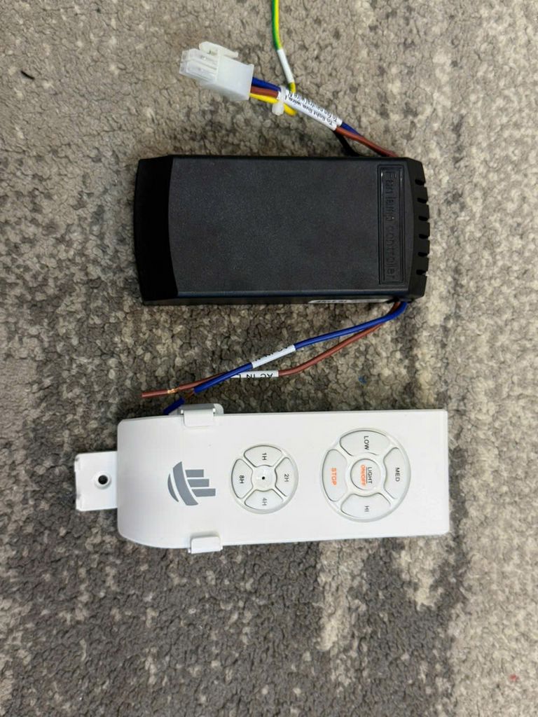 Bộ điều khiển quạt trần và đèn từ xa cao cấp Posco 